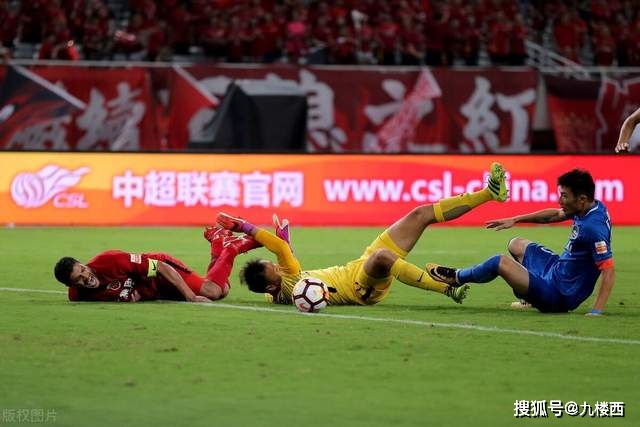 杜锋懵了！徐昕或加盟美国球队当首发中锋，还有机会进入NBA？